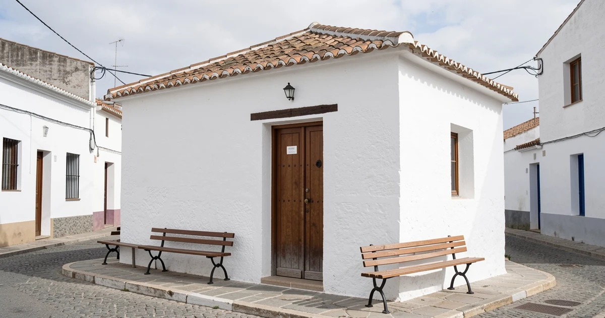Fachada del Ayuntamiento de Frigiliana, pueblo blanco de la Axarquía malagueña