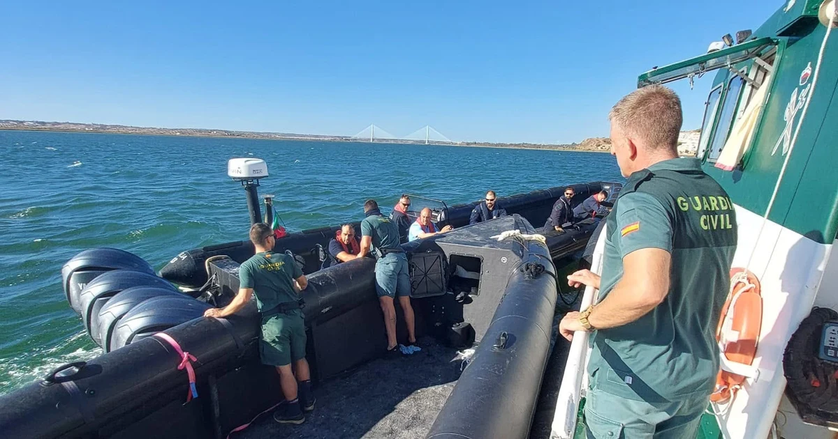 Intervención de la Guardia Civil y fuerzas portuguesas en Ayamonte