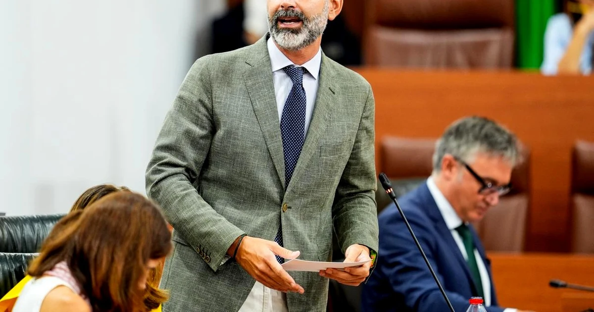 El consejero Fernández-Pacheco destaca la importancia del agua para Andalucía