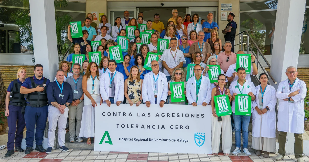 El Hospital Regional de Málaga condena la agresión a dos enfermeras en urgencias