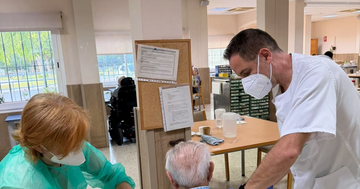 Málaga inicia la campaña de vacunación contra la gripe y el COVID-19