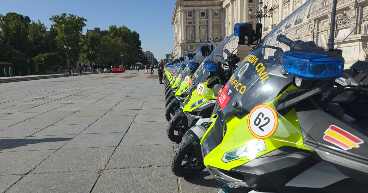 The Civil Guard ensures safety at the 2026 Vuelta Ciclista a España
