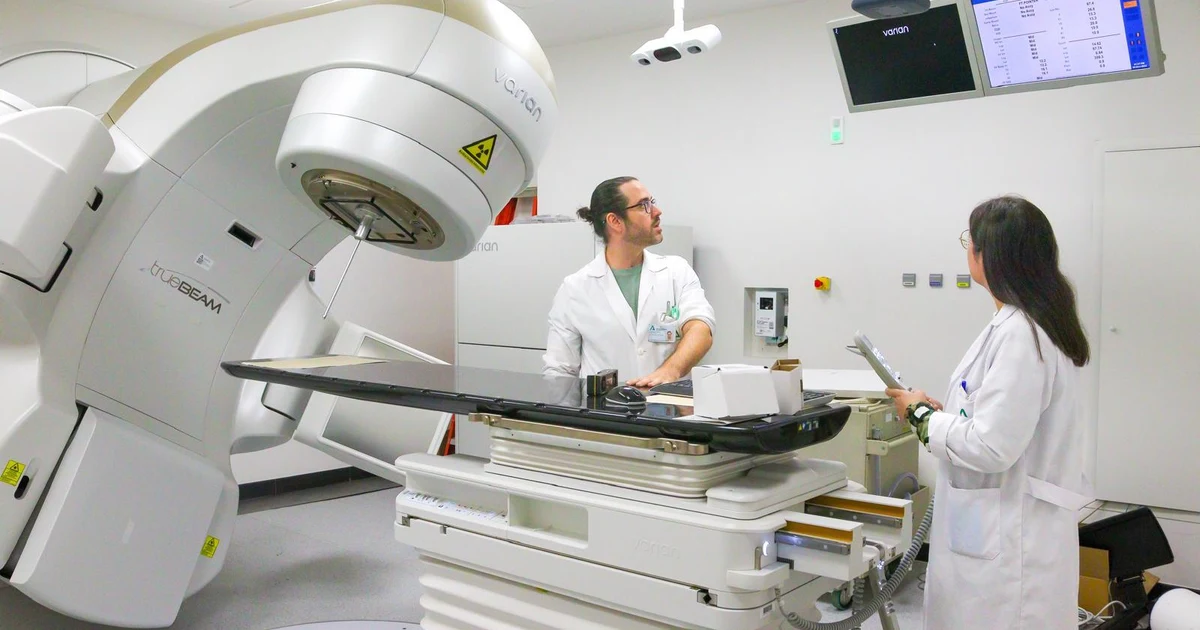El Hospital Regional de Málaga incorpora un acelerador que mejora la radioterapia