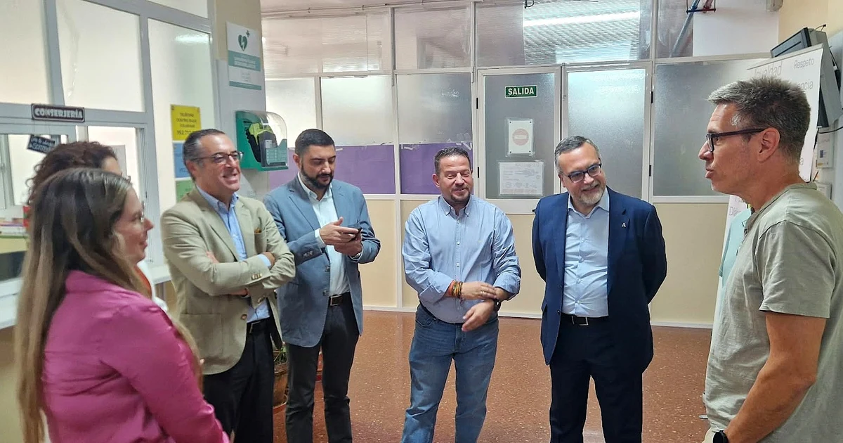 El viceconsejero de Educación visita IES Los Montes y destaca logros en lectura