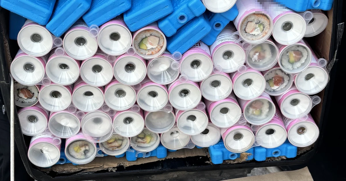 La Policía Local de Málaga intercede en el transporte de sushi en malas condiciones